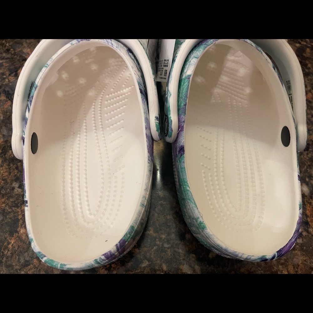 Crocs out of this world - Picture 7 of 8